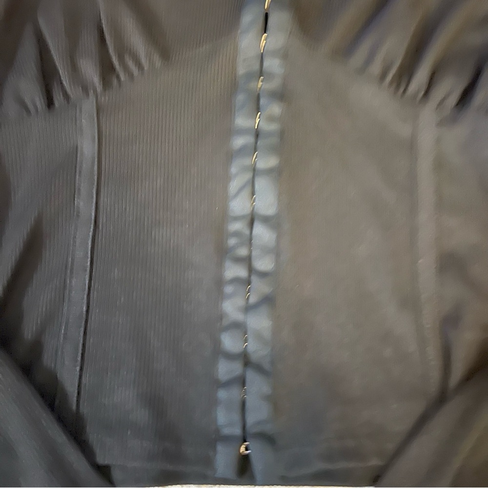 NORDSTROM RACK TOP! ✨ - Picture 2 of 4